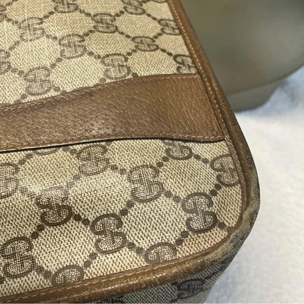 Authentic Vintage Gucci Bag - Picture 14 of 15